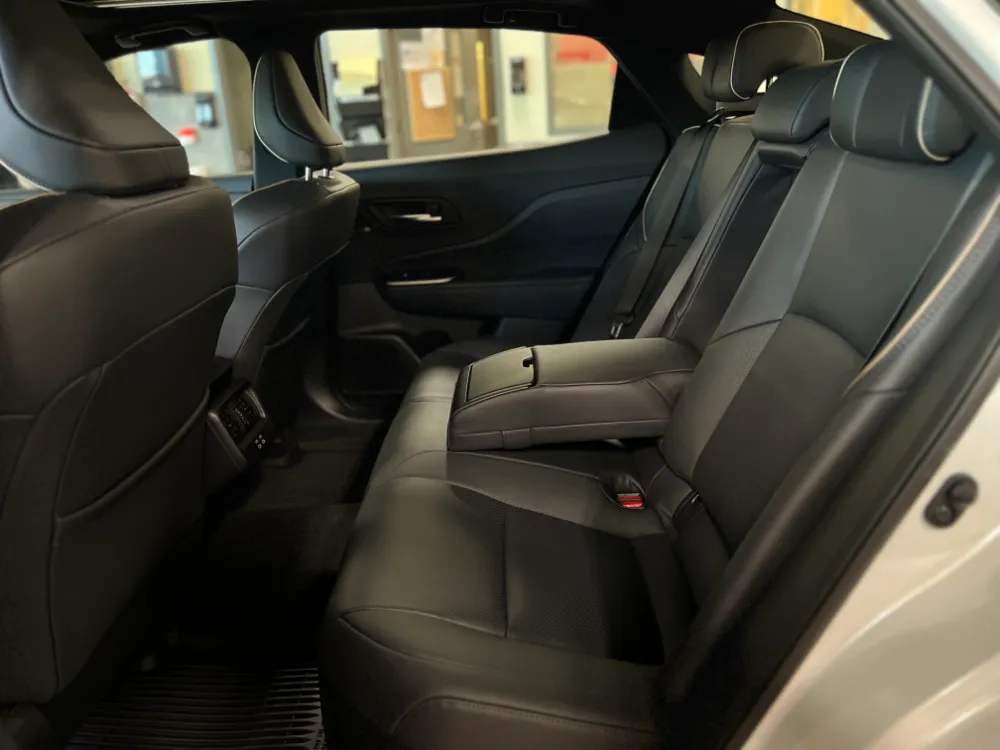 2023 toyota crown hybrid max platinum white 20